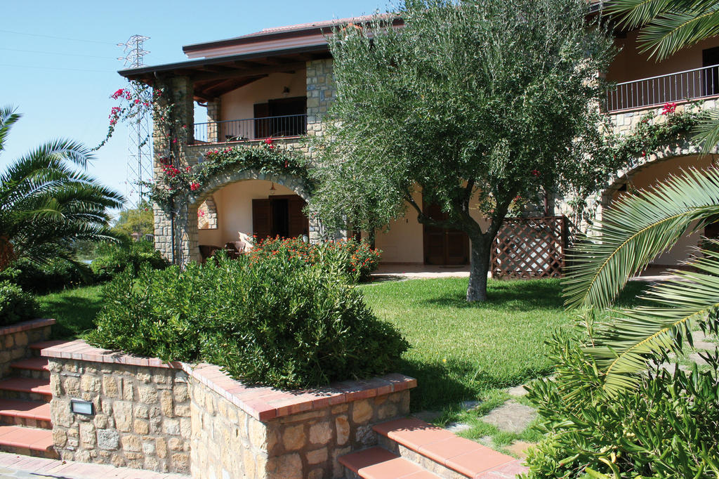 Residence Il Casale ปาลีนูโร ภายนอก รูปภาพ